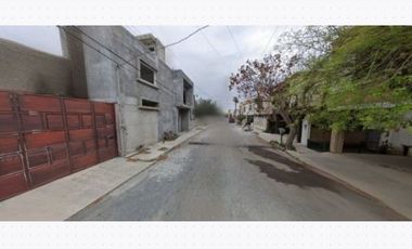 Casa Familiar en Venta Roble 1020, Alamedas, 67701 Linares, N.L/ Adjudicacion Bancaria