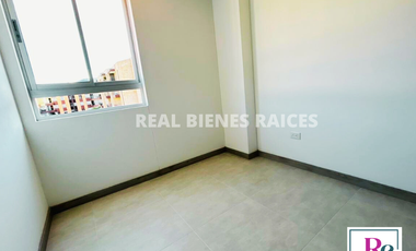 Apartamento en Venta – 4° Piso con Parqueadero y Cuarto Útil