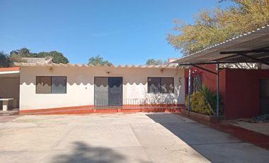 Casa con Amplio Terreno, Áreas Independientes y Equipamiento Integral para Vivir y Disfrutar