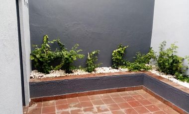 CASA DE DOS PISOS EN COLONIA LADRÓN DE GUEVARA