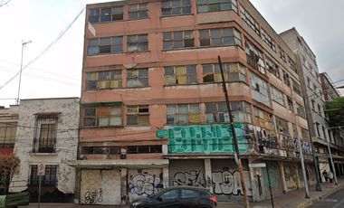VENTA EDIFICIO COMPLETO CON POSESION