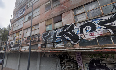 VENTA EDIFICIO COMPLETO CON POSESION