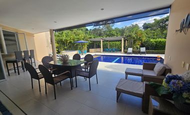 VENDO ESPECTACULAR CASA CAMPESTRE EN ANAPOIMA CUNDINAMARCA