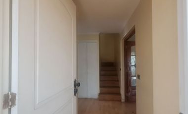 Casa 4 Dorm 3 Baños 3 Est. Residencia Sta Delia La Florida