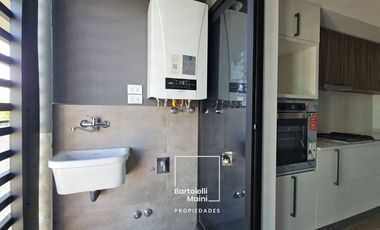 VENTA | 2 Dormitorios | Av. Caseros 242, Punta del Río - Refinería