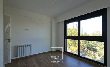 VENTA | 2 Dormitorios | Av. Caseros 242, Punta del Río - Refinería