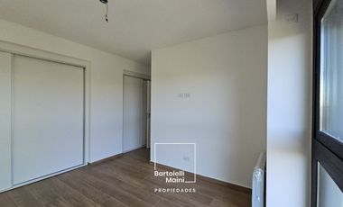 VENTA | 2 Dormitorios | Av. Caseros 242, Punta del Río - Refinería