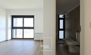 VENTA | 2 Dormitorios | Av. Caseros 242, Punta del Río - Refinería