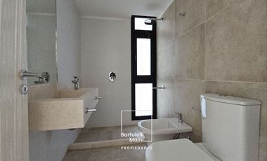 VENTA | 2 Dormitorios | Av. Caseros 242, Punta del Río - Refinería