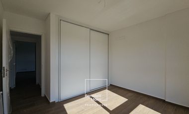VENTA | 2 Dormitorios | Av. Caseros 242, Punta del Río - Refinería