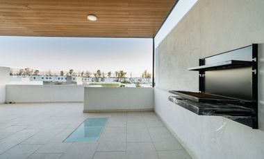 ✨ Vive como siempre soñaste en una casa que lo tiene todo Con 4 amplias recámaras, roof garden y acabados premium, esta joya está dentro de un coto pr