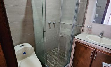 SE ALQUILA HERMOSA CASA DE UN PISO BARRIO ENTRE RIOS