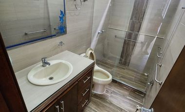 SE ALQUILA HERMOSA CASA DE UN PISO BARRIO ENTRE RIOS