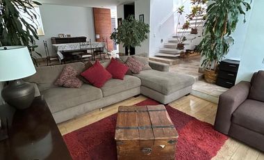 CASA TOTALMENTE AMUEBLADA