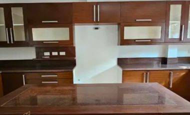 4 BEDROOM FOR LEASE IN DASMARIÑAS VILLAGE