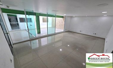 OFICINAS CON BODEGA EN VENTA, EXCELENTE UBICACIÓN, MUY CRECA DEL HOSPITAL MEDICA SUR