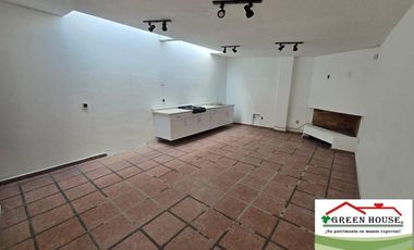 OFICINAS CON BODEGA EN RENTA, EXCELENTE UBICACIÓN, MUY CRECA DEL HOSPITAL MEDICA SUR