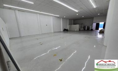 OFICINAS CON BODEGA EN RENTA, EXCELENTE UBICACIÓN, MUY CRECA DEL HOSPITAL MEDICA SUR