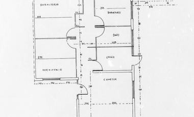 Las Condes, casa 4 D. 2 B, jardín, estacionamiento.