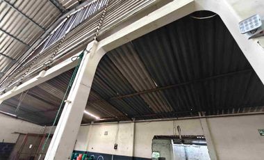 bodega en alquiler en Av Carlos Julio Arosemena cerca del coral
