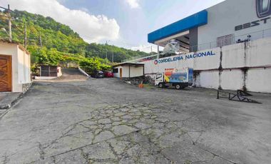 bodega en alquiler en Av Carlos Julio Arosemena cerca del coral