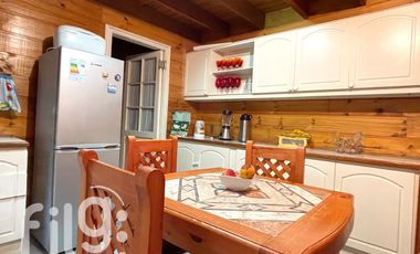 Arriendo Casa por día con Hermosa Vista y Acceso al Lago Riñihue