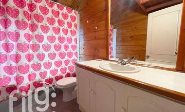 Arriendo Casa por día con Hermosa Vista y Acceso al Lago Riñihue