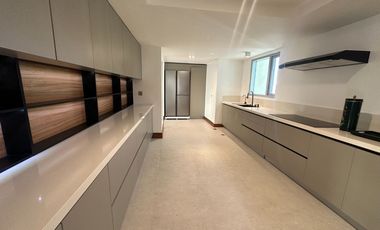 FOR SALE:  FRASER PLACE (FORBES TOWER), SALCEDO VILLAGE, MAKATI