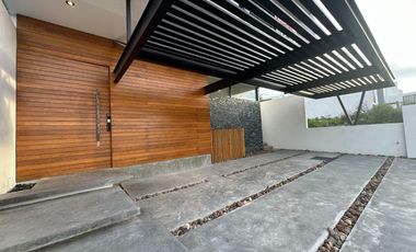 Casa con gran diseño y espacios en Zibatá