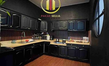 Rumah Modern di Kawasan Komersil Sayap Riau Bandung