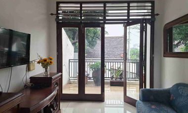 Rumah disewakan di Menteng Dalam 70 jt/thn