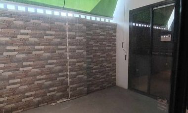 Preowned House and Lot in Villa Caseres in Sta Rosa Laguna -EGR