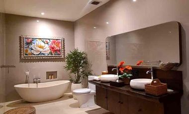 Tropical Villa Near Nyanyi Beach Buwit Canggu Badung Bali