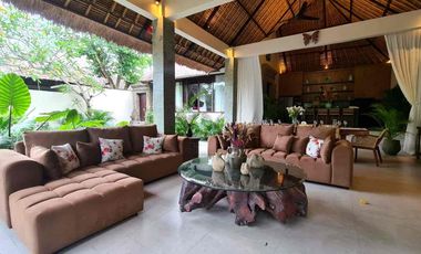 Tropical Villa Near Nyanyi Beach Buwit Canggu Badung Bali