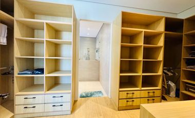 Appealing Fully Furnished House & Lot for Sale in BF Homes, Parañaque City