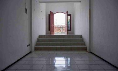 Rumah sewa 2 lantai dekat sekolah penabur dan al-azhar summarecon, diperumahan tityan kencana bekasi utara