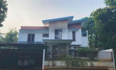 Rumah Cluster Eksklusif  Menteng Bintaro (Semi Furnished), Lokasi sangat Strategis