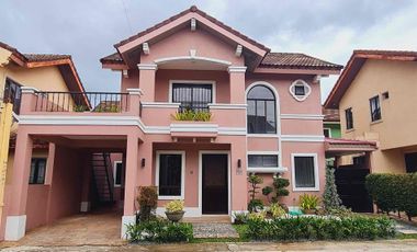 5 Bedroom House for Rent in Valenza Pontevedra