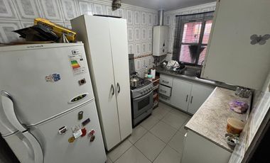 Casa Ampliada y Regularizada con Depto Interior, Cerro Navia.