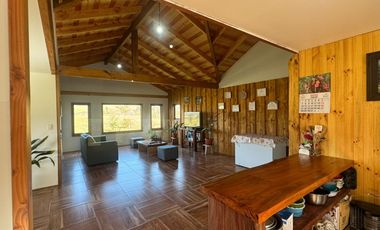 2,3 hectáreas Casa Nueva Parcela con Estero Todo Asfaltado.
