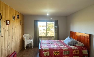 2,3 hectáreas Casa Nueva Parcela con Estero Todo Asfaltado.