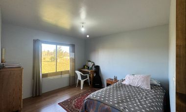 2,3 hectáreas Casa Nueva Parcela con Estero Todo Asfaltado.