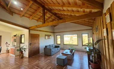 2,3 hectáreas Casa Nueva Parcela con Estero Todo Asfaltado.