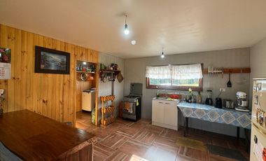 2,3 hectáreas Casa Nueva Parcela con Estero Todo Asfaltado.