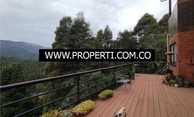 Casa en Arriendo Sector Loma del Escobero - Envigado