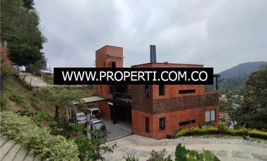 Casa en Arriendo Sector Loma del Escobero - Envigado