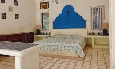 C101 En Venta casa 3 recamaras Alberca amplia Terreza en Ixtapa