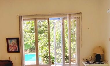 C101 En Venta casa 3 recamaras Alberca amplia Terreza en Ixtapa