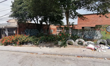 Se Vende Lote con Construcción- Bogotá - Barrio la Victoria