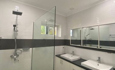 FOR RENT: MODERN FULLY FURNISHED HOME IN A FORBES CLASS SUBDIVISION